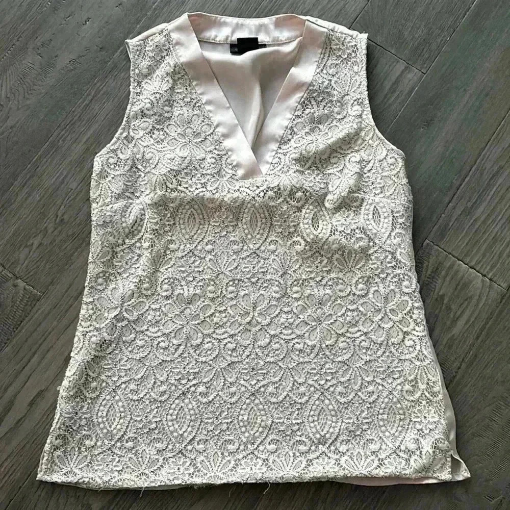 Donna Karan | Floral lace light  pink top